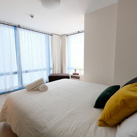 סן פדרו מקאטי Csuites At Two Central Residences מראה חיצוני תמונה
