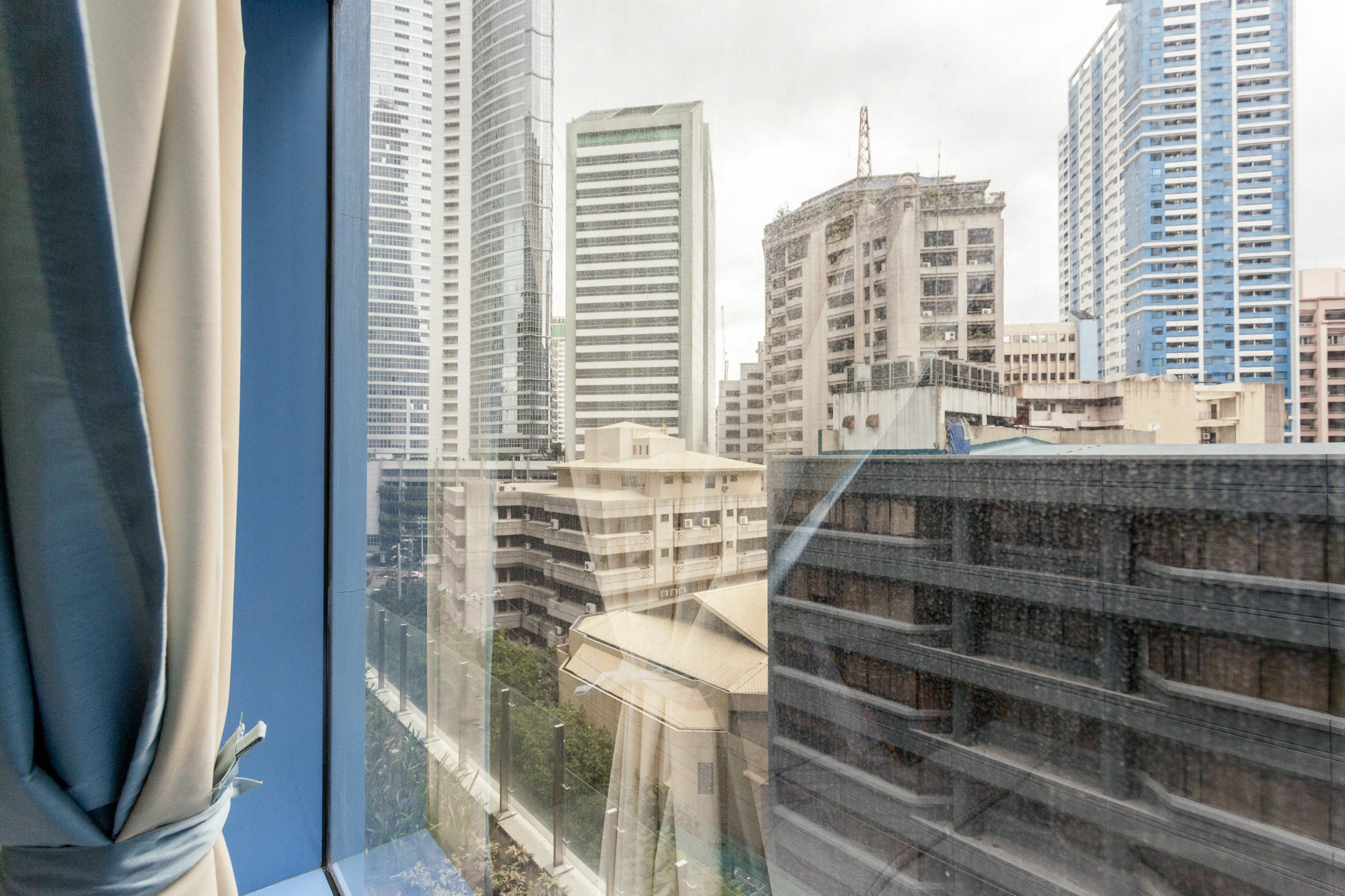 סן פדרו מקאטי Csuites At Two Central Residences מראה חיצוני תמונה